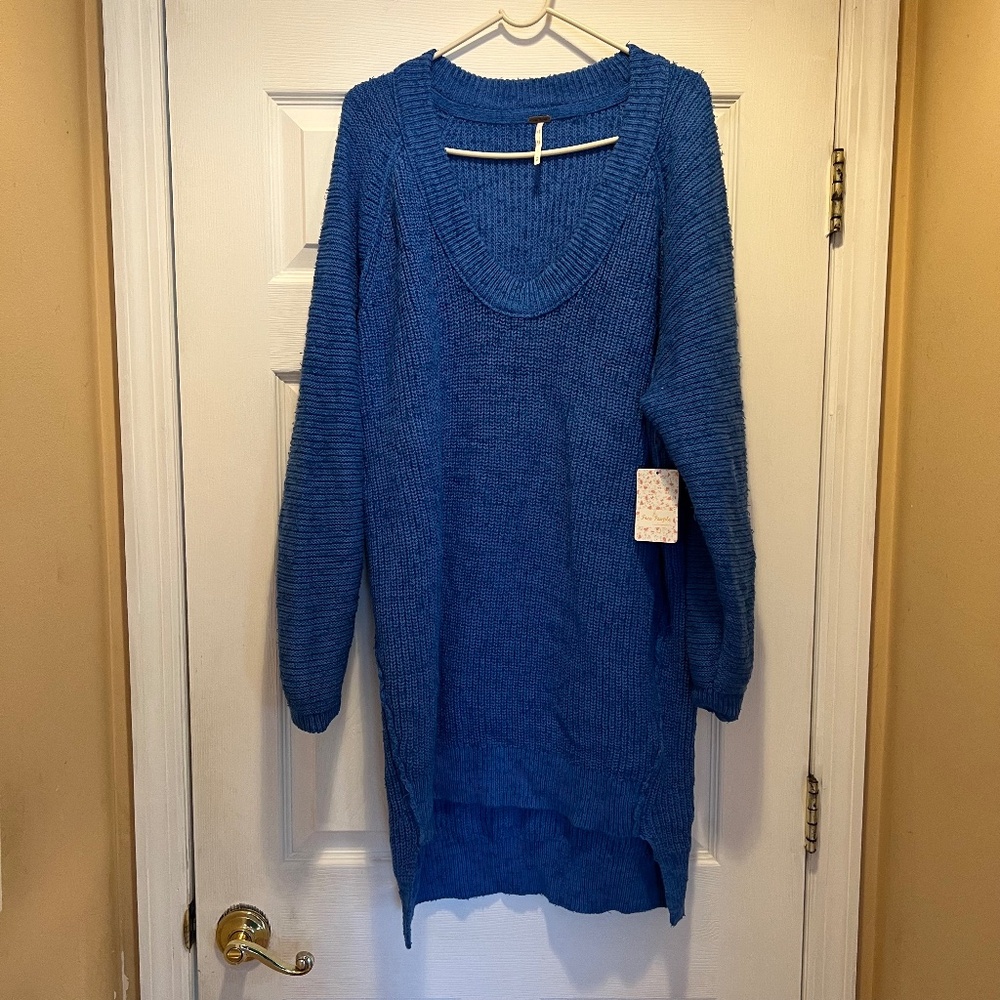 BNWT Free People long sweater